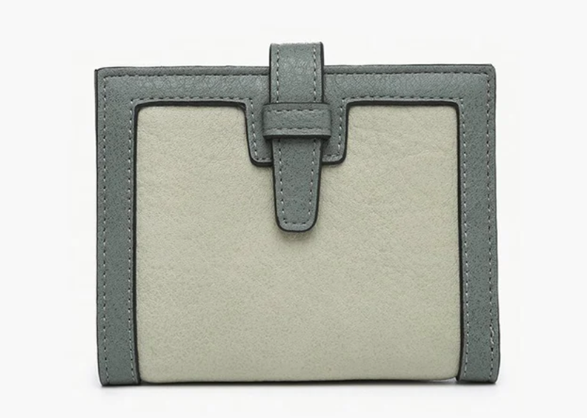 Bessie Wallet Sleek and Style